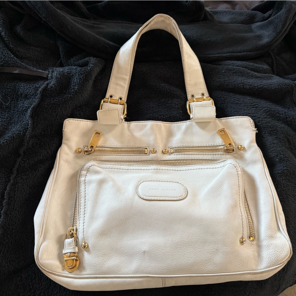 Marc Jacobs White Shoulder Bag with Gold Details